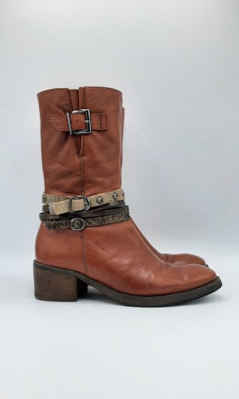 Bottine haute en cuir cognac de seconde main