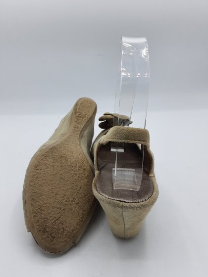 sandales compensées de seconde main beige