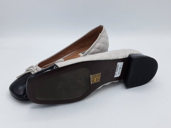 Ballerine à talon crème 37  Bibilou de seconde main