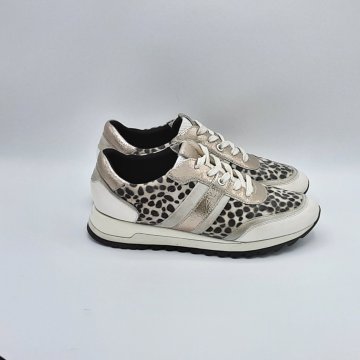 Baskets Geox blanche léopard de seconde main