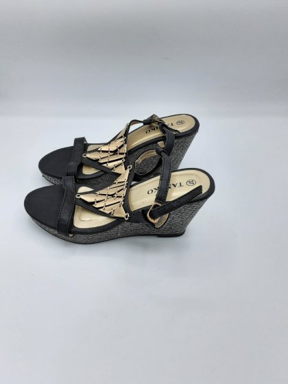 Sandales  compensées noir de seconde main