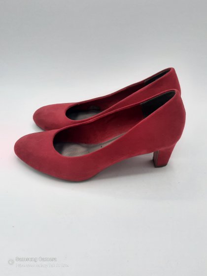 Escarpins Rouge TAMARIS T39 de seconde main