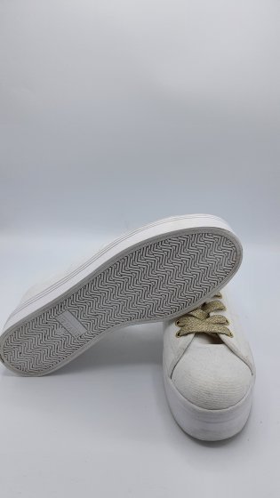 Paire de basket blanche de seconde main
