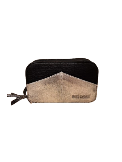 Pochette noire et argent Paul Marius de seconde main