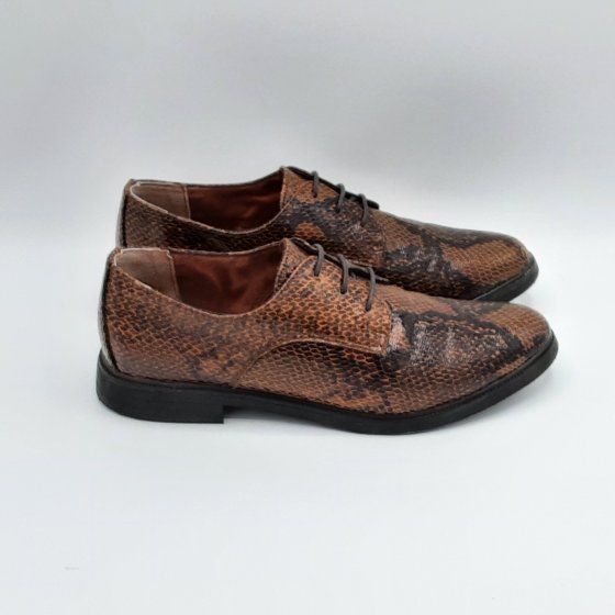 Derby Eram marron de seconde main