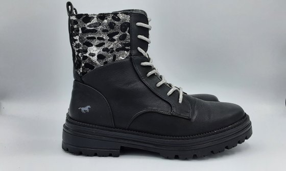 Paire de botte noir à motif argenté