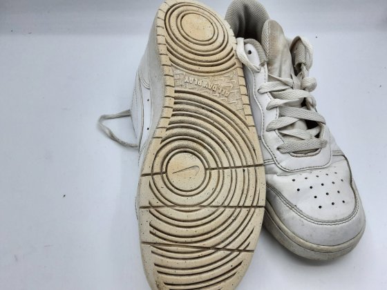 basket nike blanche de seconde main