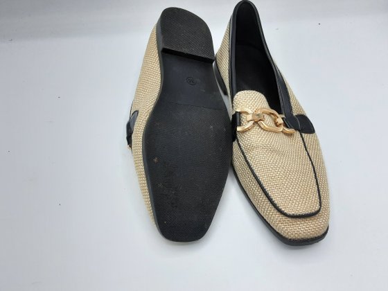 mocassin beige et noir de seconde main