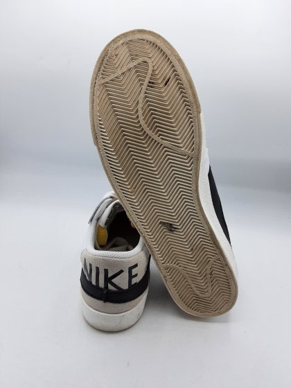 Baskets NIKE blanches de seconde main