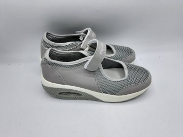 Baskets FASHION grises de seconde main