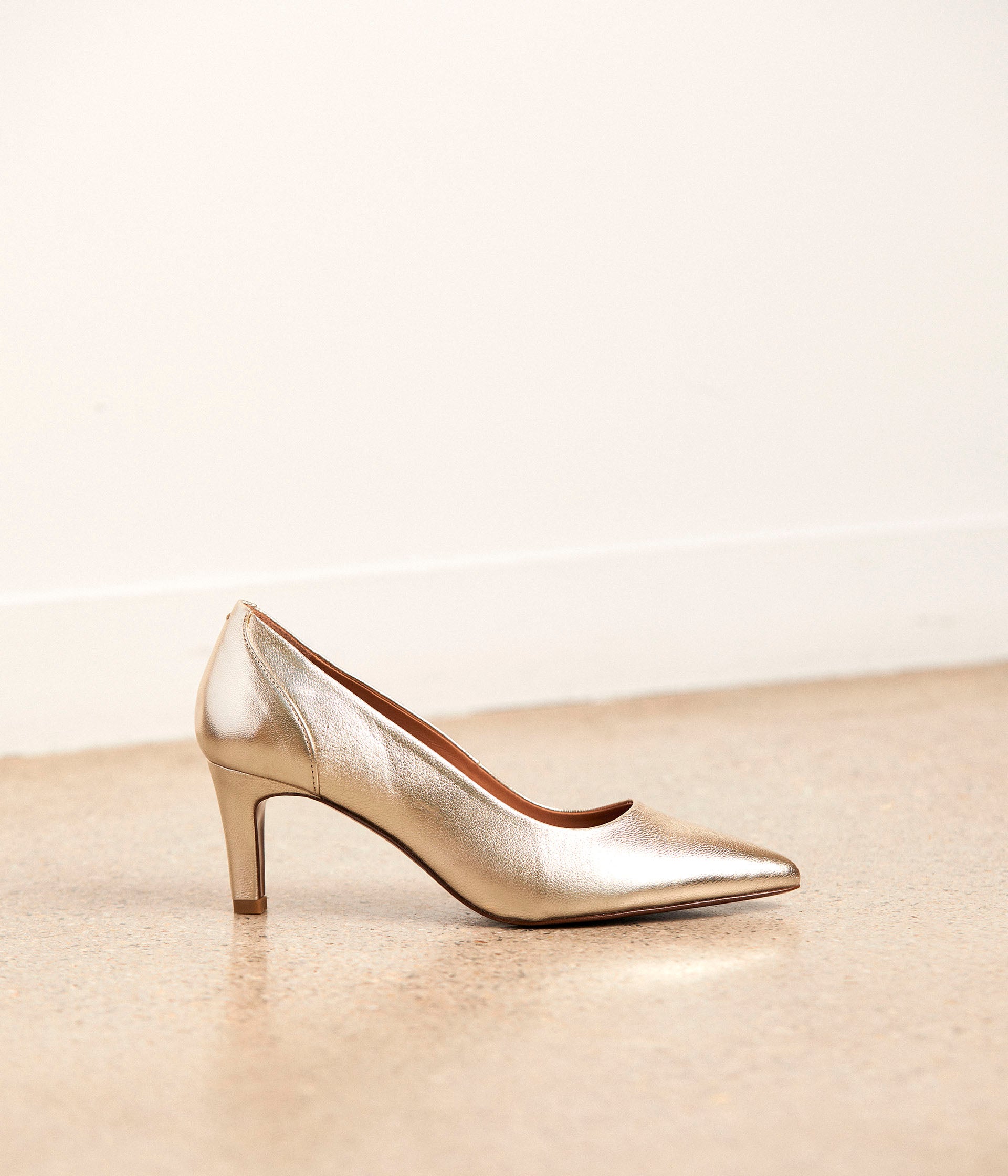 ESCARPIN JUDIA PLATINE