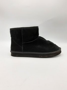 Bottines fourrées DE MARQUE INCONNUE noires de seconde main