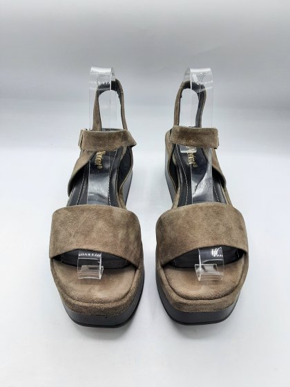Sandales compensées COCO & ABRICOT taupe de seconde main