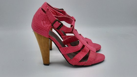 Sandales à talons fushia