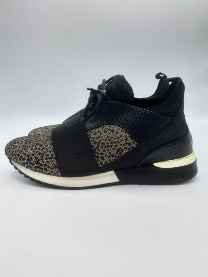 Sneakers DE MARQUE INCONNUE bicolores de seconde main
