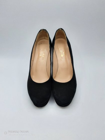 Escarpins noirs en cuir velours T43 de seconde main