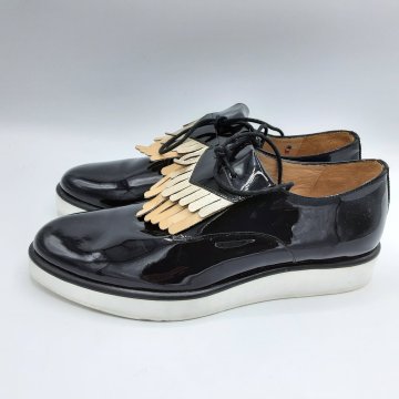 derbies vernies noires de seconde main