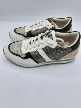 Sneakers Findlay blanc/argenté de seconde main