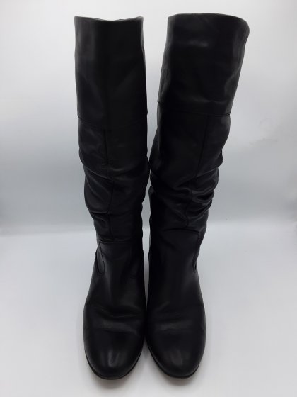 Bottes de seconde main