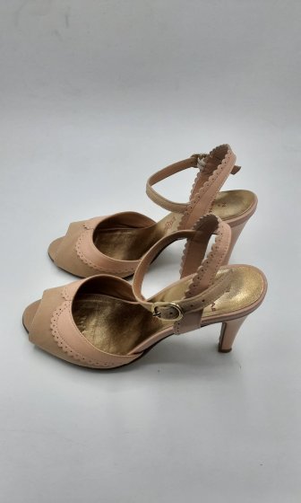 sandales à talon rose