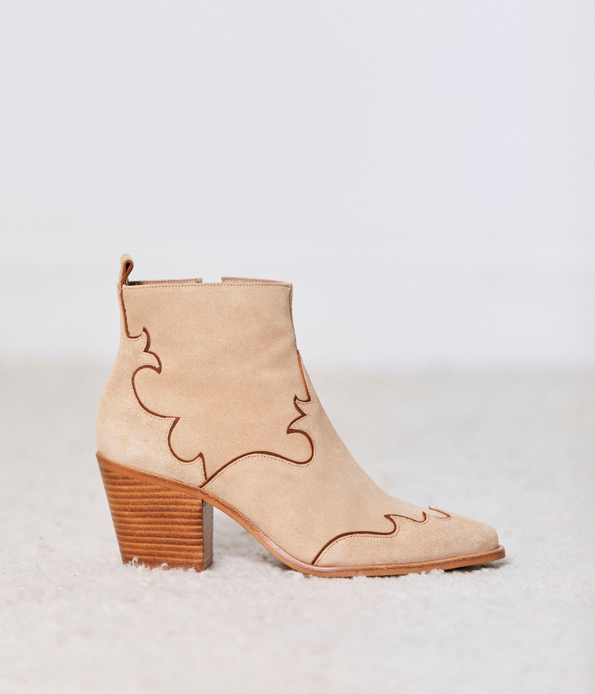 BOOTS DALLAS BEIGE