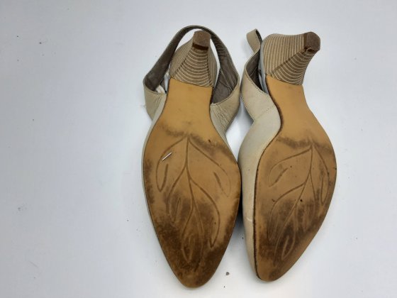 Sling Back ANNE FLAVIE  beiges de seconde main
