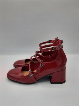 Babies rouge de seconde main