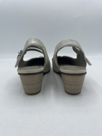 Slingback DORKING beiges de seconde main
