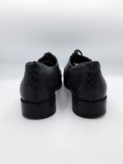 Derbies REQINS noires de seconde main