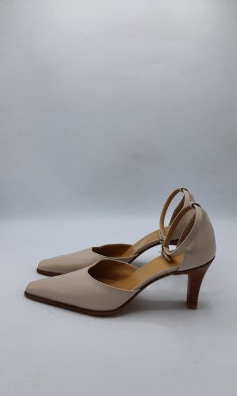 Escarpins beige de seconde main