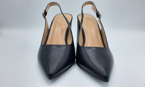 Slingback noir à bout pointu de seconde main