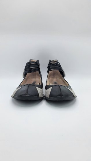 Ballerine noir et argent de seconde mains