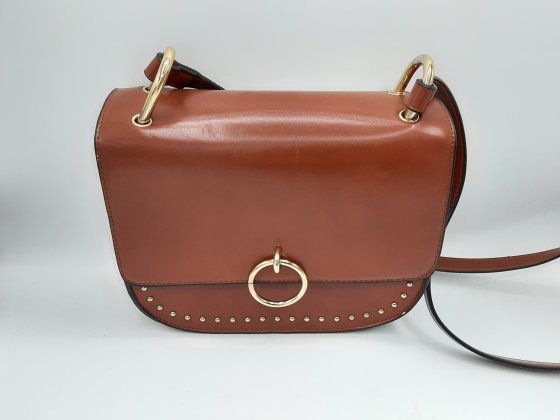 SAC DE SECONDES MAINS