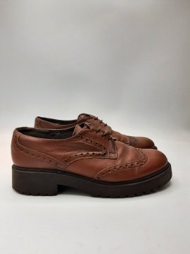Derbies marrons de seconde main