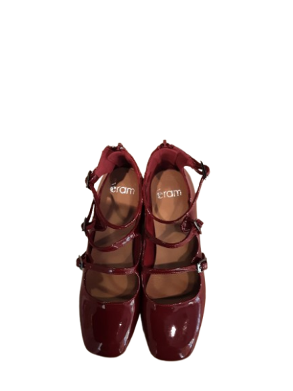 Chaussure babies rouge vernis avec brides de seconde main