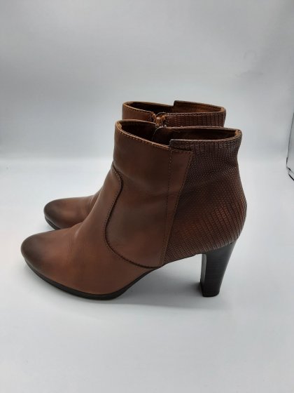 Bottines couleur camel de seconde main