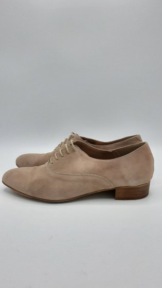 Richelieu velours beige de seconde main