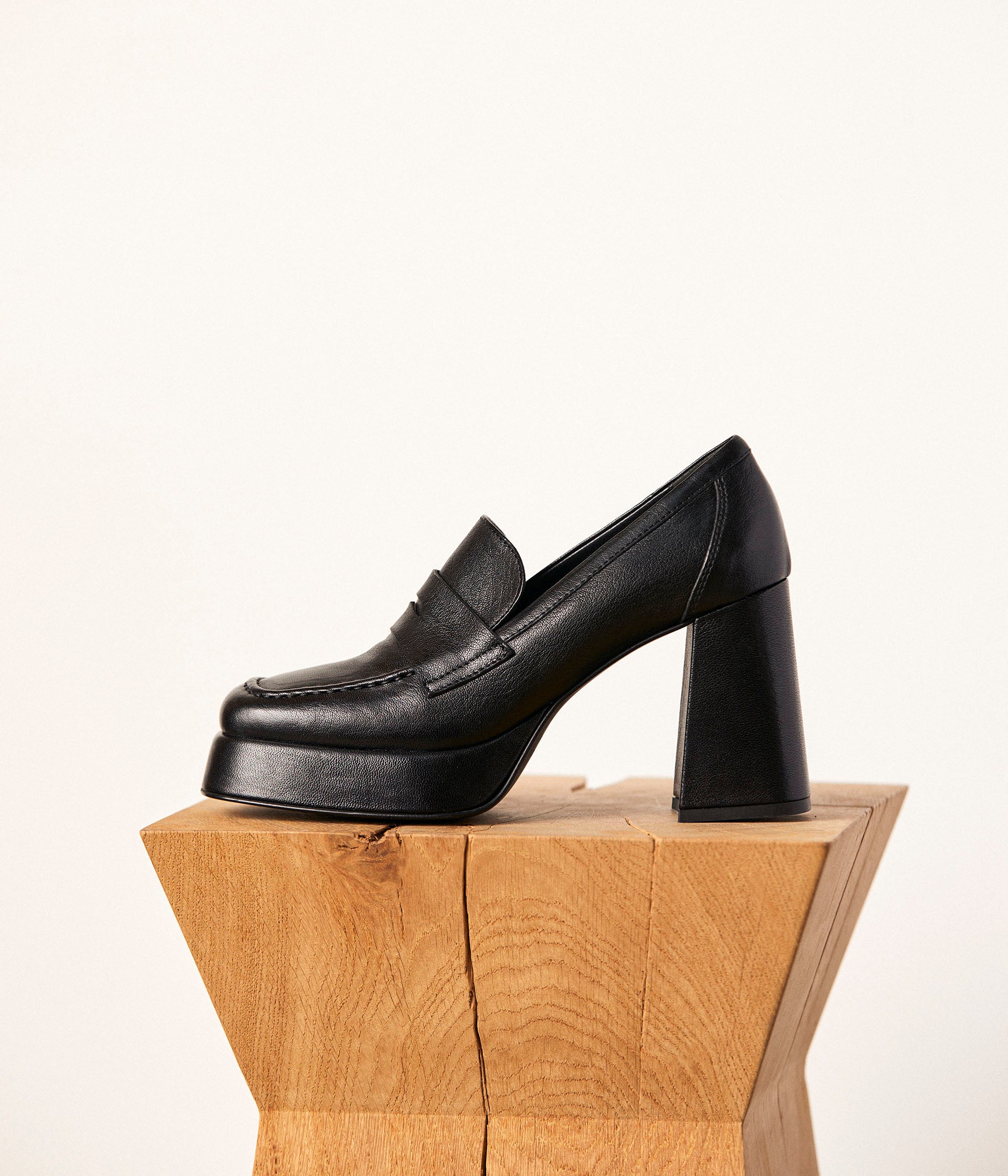 MOCASSIN  BATIA NOIR