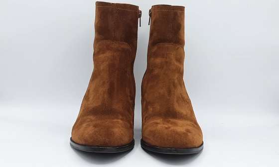 Bottine en nubuck camel de seconde main