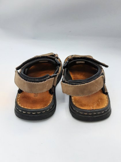 Nu-pieds MASS marron de seconde main