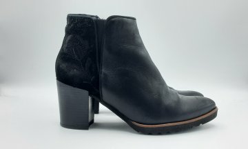 Bottine a talon noir en cuir de seconde main