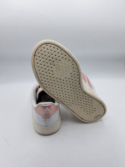 Baskets ADIDAS blanches de seconde main