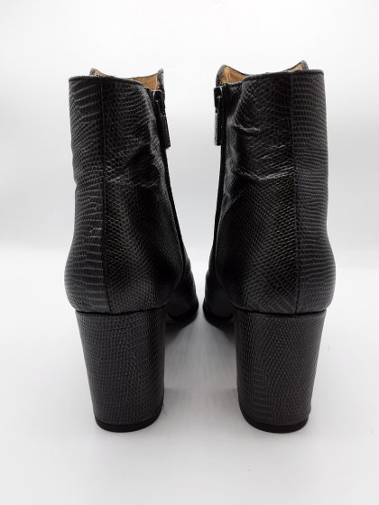 3134 Bottines MARIAN noires de seconde main