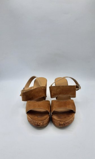 Sandales compensées cognac de seconde main