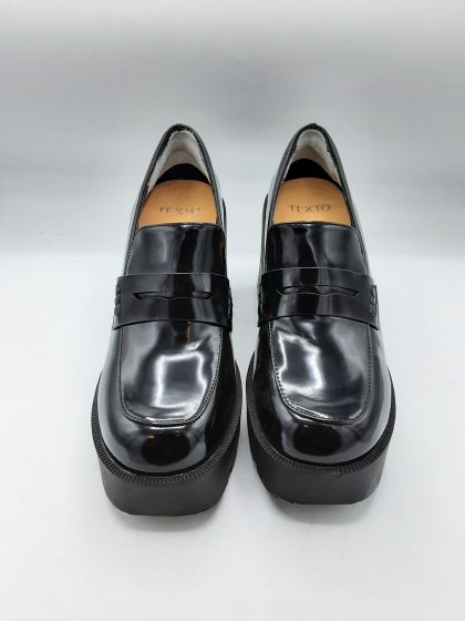 Mocassins à talon TEXTO noirs de seconde main