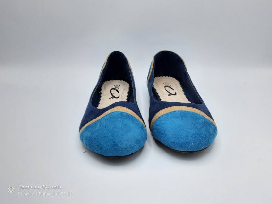 Ballerine Bleu turquoise/beige/marine T38 de seconde main
