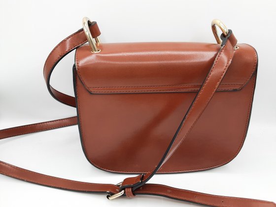 SAC DE SECONDES MAINS