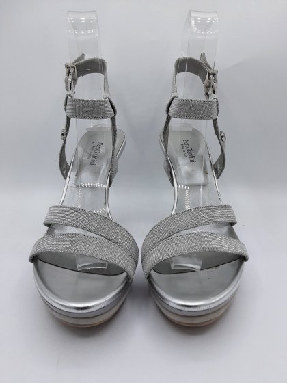 Sandales  à talons NERO GIARDINI silver de seconde main