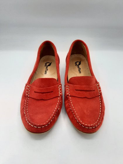 Mocassins QOOTUM rouges de seconde main