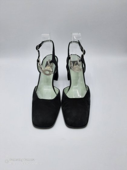 Slingbacks noir nubuck et bijoux CHARLES JOURDAN T41 de seconde main